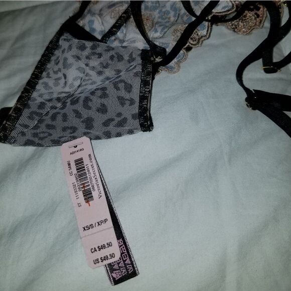 NWT Victoria’s Secret Very Sexy Floral Embroidered corset size XS/S - Picture 3 of 9